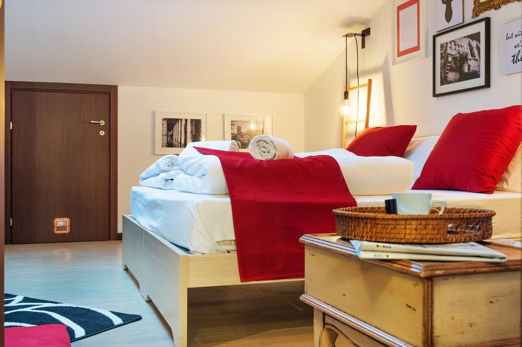 Bluamaranto Bed & Breakfast เวโรนา ภายนอก รูปภาพ