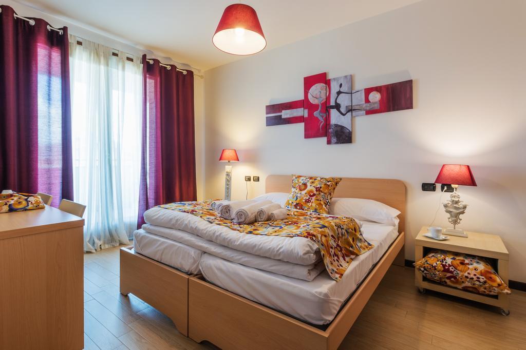 Bluamaranto Bed & Breakfast เวโรนา ภายนอก รูปภาพ